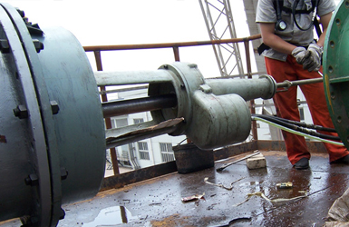 案例開孔鉆現(xiàn)場